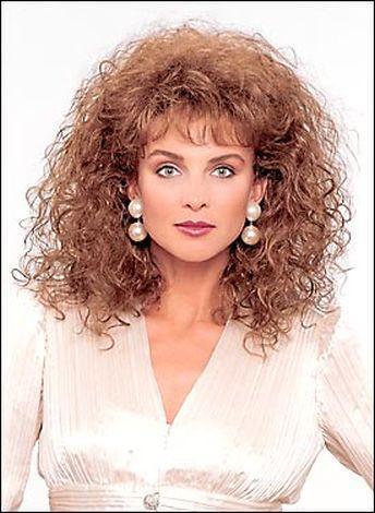 Style 967- Cheyenne "S" Wave Blended Human Synthetic Wig