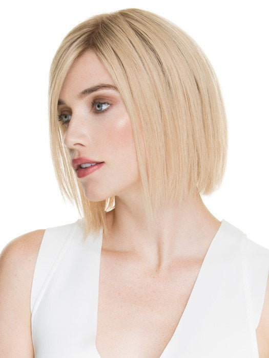 DELICATE PLUS by ELLEN WILLE in CHAMPANGE ROOTED 22.16.26 | Light Neutral Blonde. Medium Blonde and Light Golden Blonde Blend with Shaded Roots