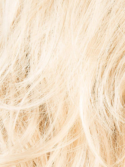 PASTEL BLONDE ROOTED 23.22.26 | Platinum, Dark Ash Blonde, and Medium Honey Blonde blends With Dark Roots