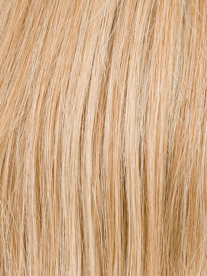 SAHARA BEIGE ROOTED 26.20.25 | Light Golden Blonde, Light Strawberry Blonde, and Lightest Golden Blonde blend with Dark Shaded Roots