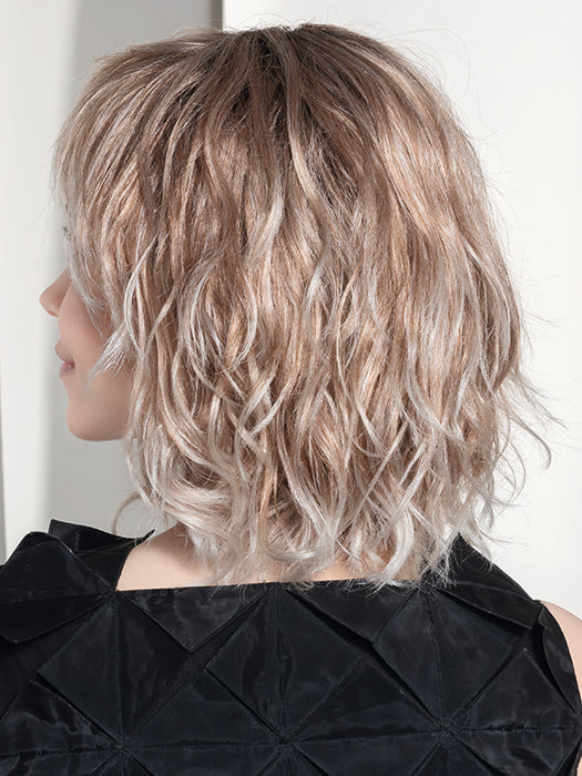PERLA by ELLEN WILLE in BEIGE PASTEL SHADED  101.27.60 |  Pearl platinum blonde mixed with light reddish brown and pure white with Light shaded roots