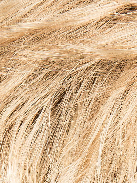 CHAMPAGNE ROOTED 25.22.16 | Lightest Golden Blonde and Light Neutral Blonde with Medium Blonde Blend and Shaded Roots
