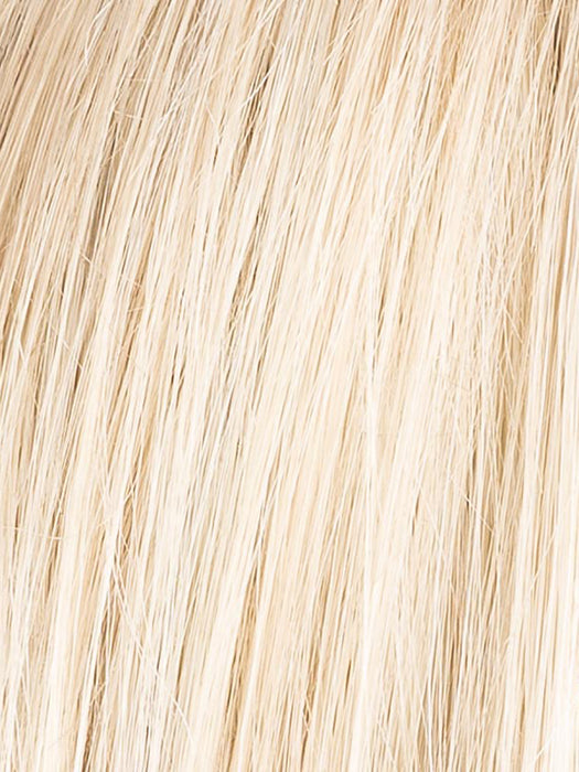 CHAMPAGNE ROOTED 22.25.26 | Light Beige Blonde, Medium Honey Blonde, and Platinum Blonde Blend with Dark Roots