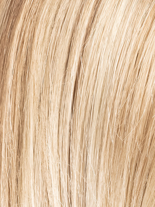 LIGHT HONEY MIX 26.25.16 | Medium Blonde and Lightest Golden Blonde blend with Light Golden Blonde