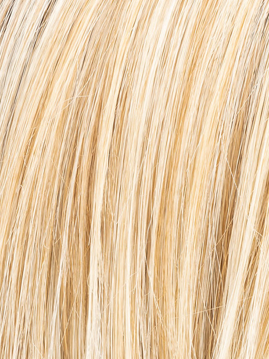 SAHARA BEIGE ROOTED 26.20.25 | Light Golden Blonde, Light Strawberry Blonde, Lightest Golden Blonde Blend with Dark Shaded Roots