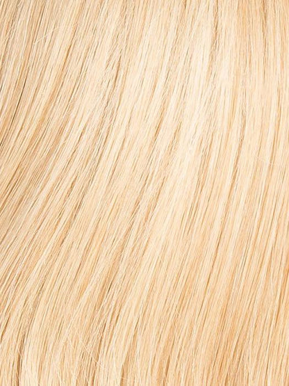 CHAMPAGNE ROOTED 22.26.16 | Light Neutral Blonde, Light Golden Blonde, and Medium Blonde Blend with Shaded Roots